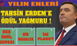 Erdem'e; ''7/24 Full HD Kalitesinde Poz Kesip Paylaştıran Başkan'' ödülü