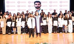 “Gurur, Heyecan ve Umut: BEÜN’de Beyaz Önlük Coşkusu”