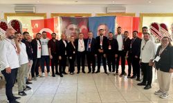 CHP Merkez İlçe Kongresi: “Tek Aday, Boş Sandalye, Aile Listesi”