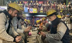 KAHRAMAN MADENCİLER, DEPREMDE KAYBETTİĞİMİZ YURTTAŞLAR İÇİN DUA ETTİ