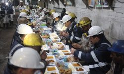 Enerji Bakanı Madencilerle İftar Yaptı