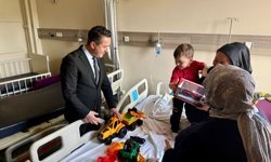 23 Nisan'da Minik Hastalara Moral Ziyareti