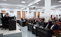 Gurbetçi Vatandaş, Belediyeye İtfaiye Aracı Hibe Etti