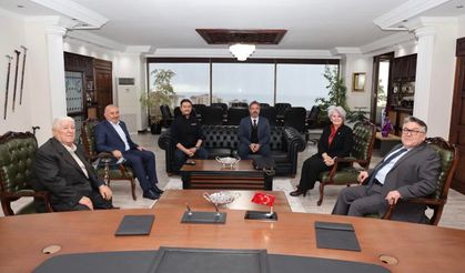 Başkan Öztürk ve İş İnsanı Çanakçı, Rektör İle Ne Görüştü?