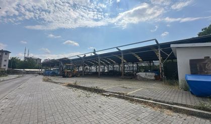 Gökçebey'de Kapalı Pazar Yeri Çalışmaları Tamamlandı, Terminal Üst Kapatma Çalışmaları Sürüyor