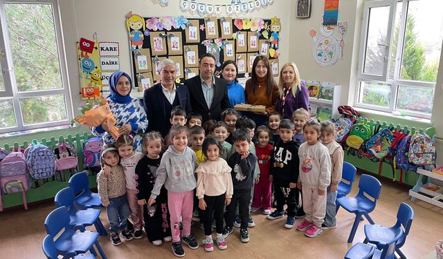 Başkan Yardımcısı Özmekik, Öğretmenleri Ziyaret Etti