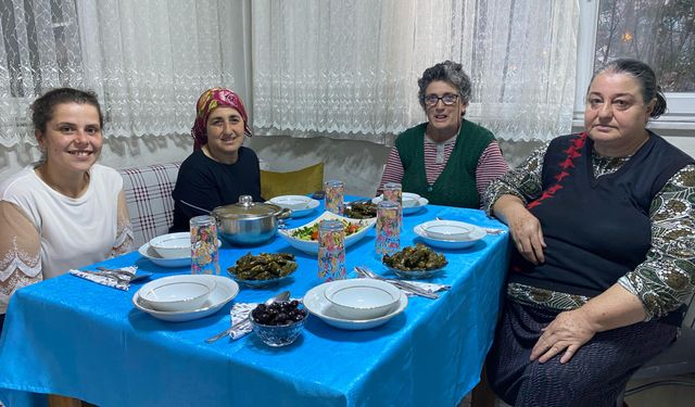 CHP Kozlu İlçe Teşkilatı, İftarda Güney Ailesi ile Bir Araya Geldi