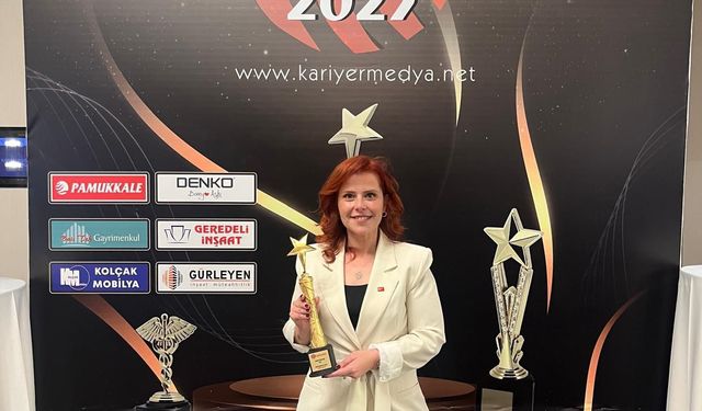 Merve Arslan'a 'YILIN YÜKSELEN YILDIZI' Ödülü