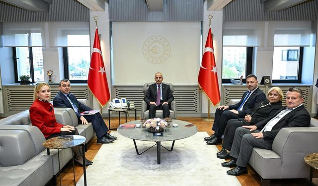 Zonguldak'ın Ulaştırma Projeleri ve Öncelikli Talepler Bakan'a Sunuldu