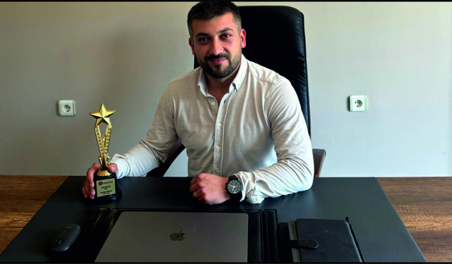 Atasoy, Genç Yaşında Kozlu'da İz Bırakan Eserlere İmza Atıyor...