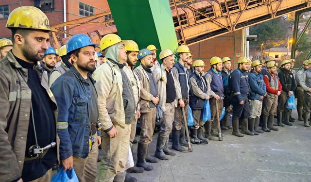 MADEN ŞEHİTLERİ DUALARLA ANILDI