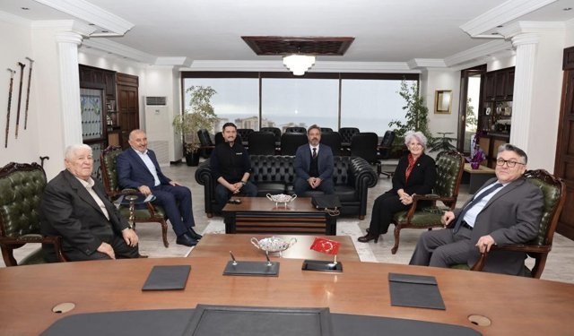 Başkan Öztürk ve İş İnsanı Çanakçı, Rektör İle Ne Görüştü?