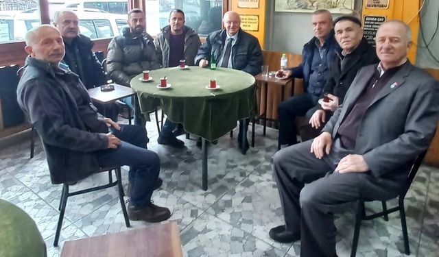 Erkmen Bayramda Sahadaydı: Vatandaşı Dinledi, Hastaları da Unutmadı