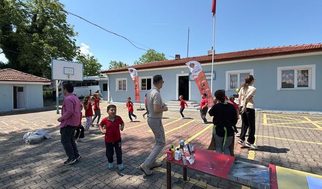 KÖY OKULLARI SOSYAL SORUMLULUK AĞI PROJESİ ÜVEYİKLİ’DE DEVAM ETTİ
