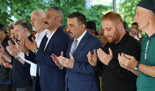 Baba Koçaklı'ya Son Görev; Dualarla Uğurlandı