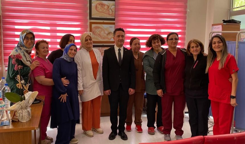 Başkan Sezer Köroğlu’ndan Ebeler Haftası Ziyareti