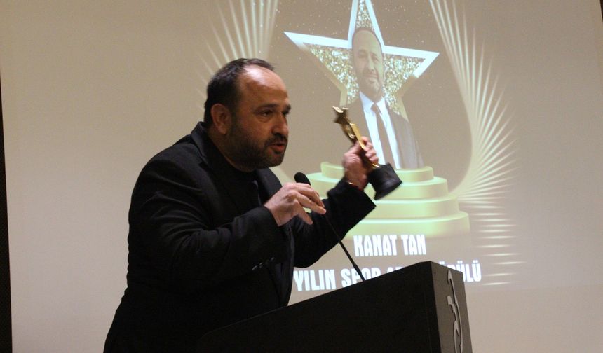 Kanat Tan'a YILIN SPOR ADAMI Ödülü
