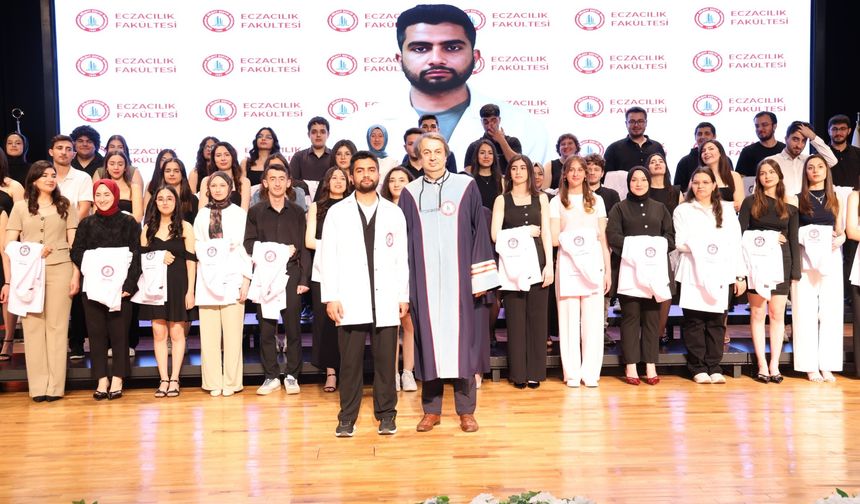 “Gurur, Heyecan ve Umut: BEÜN’de Beyaz Önlük Coşkusu”