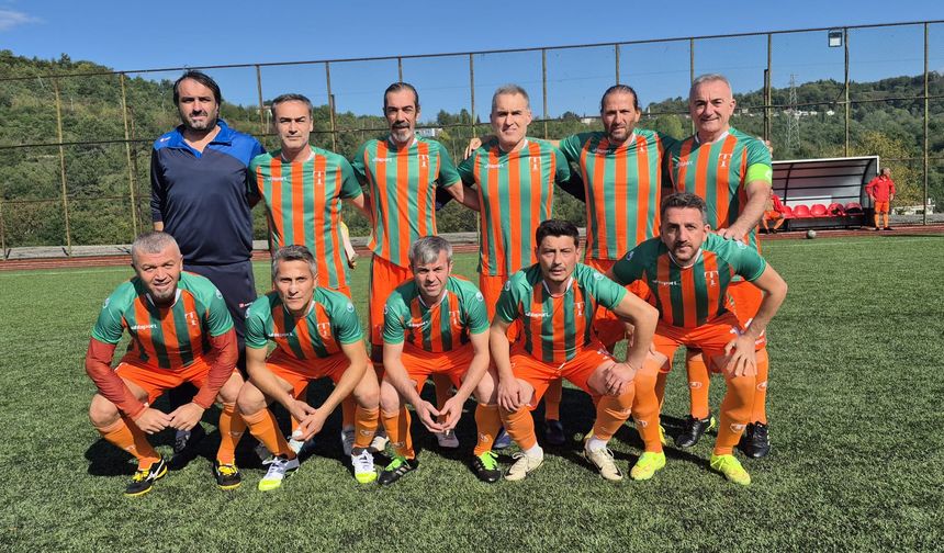 Turgut Tanyıldız Masterler şampiyonaya galibiyetle başladı