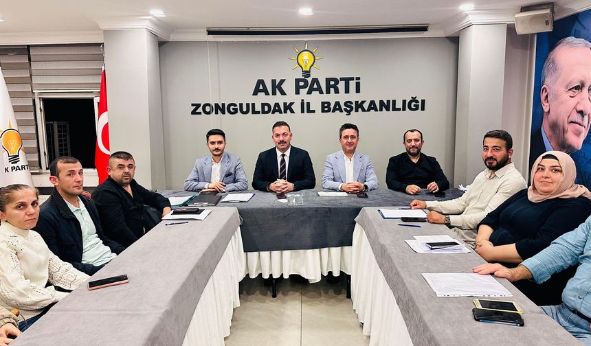 Mahalle ve teşkilat çalışmaları değerlendirildi