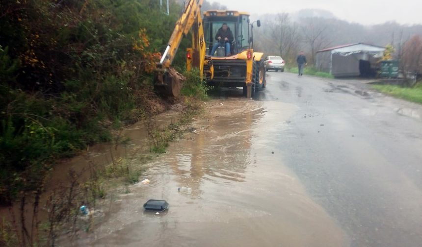 SU KANALLARI VE YAĞMURLAMA HATLARI AÇIK TUTULUYOR