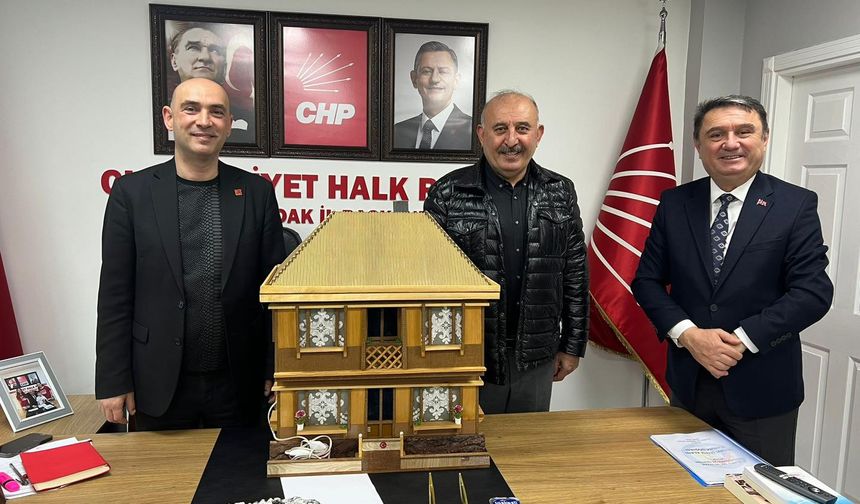 Öztürk, Dural ve Erdem İle Buluştu