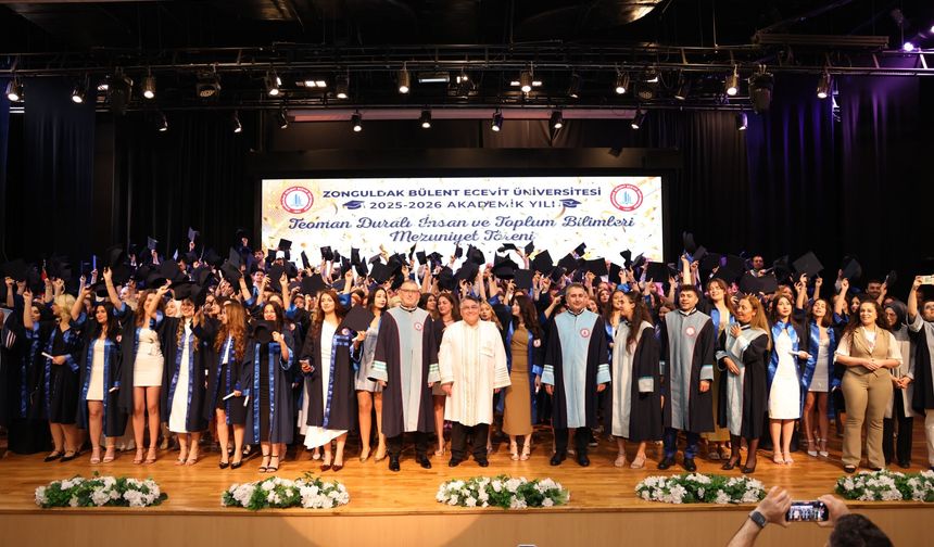 BEUN'da Gurur Günü: Başarı Kep Atarak Taçlandı