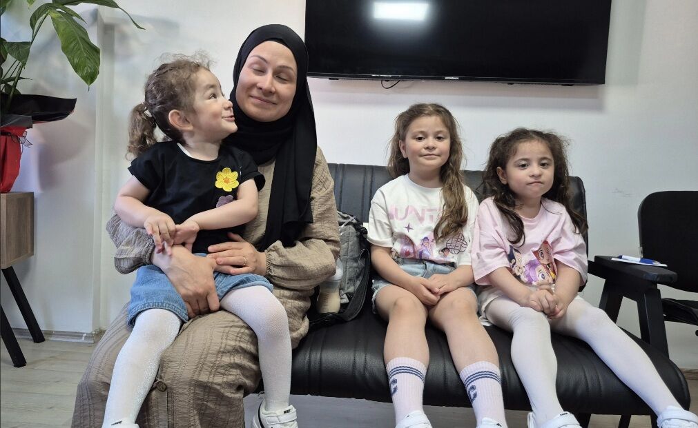 Üç Kız Kardeşin Hayata Tutunma Mücadelesi: Yalçınkaya Ailesi Yardım Bekliyor