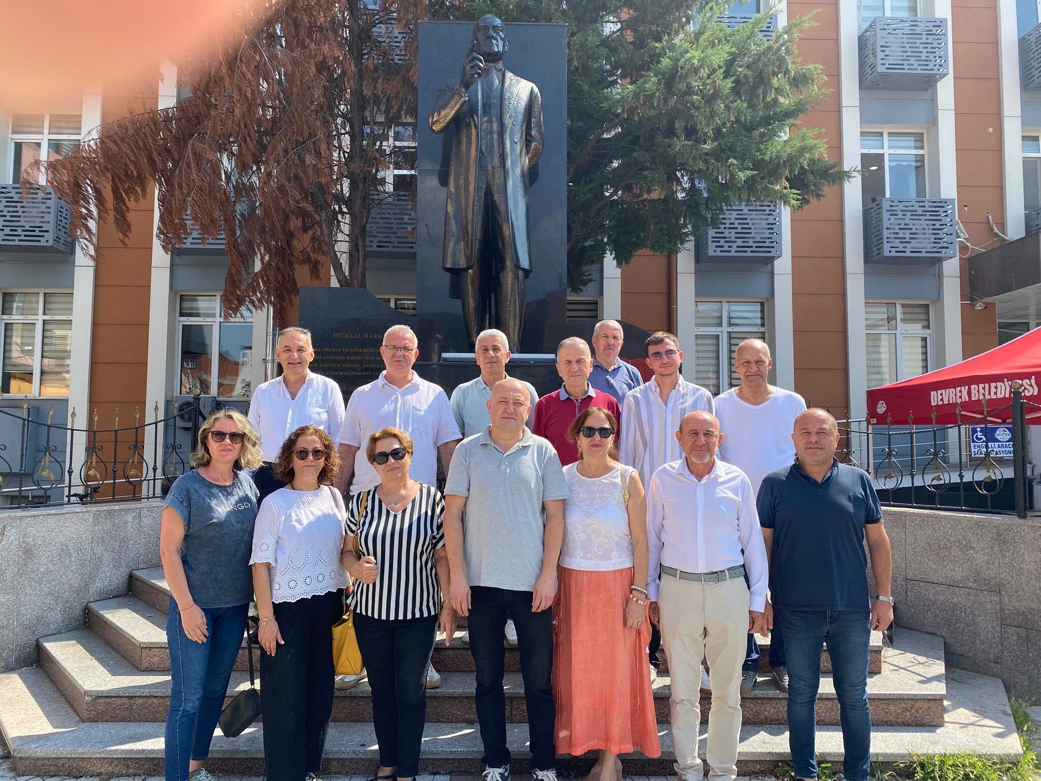 DEVREK YENİ PARTİ'DE GÖREV DAĞILIMI YAPILDI
